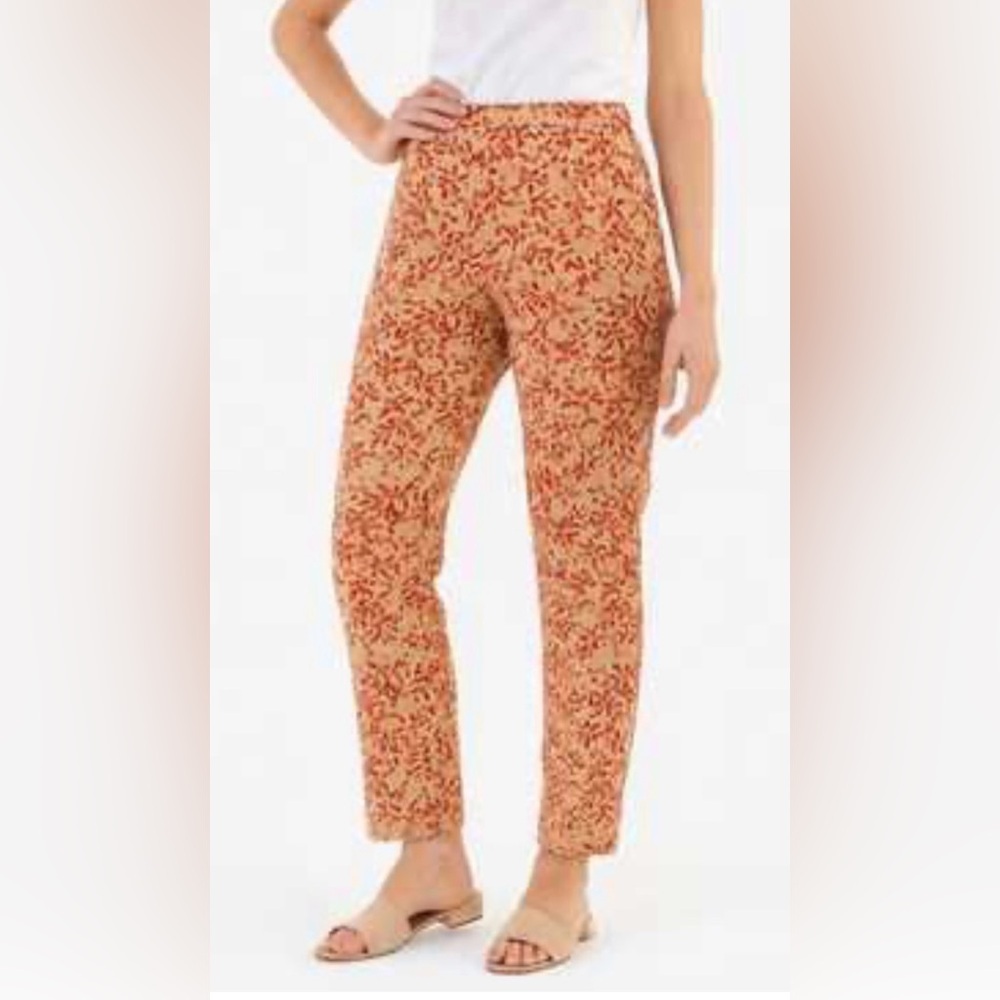 Sigrid Olsen 73% Linen 27% Silk with acetate lining. Straight Leg Pants
